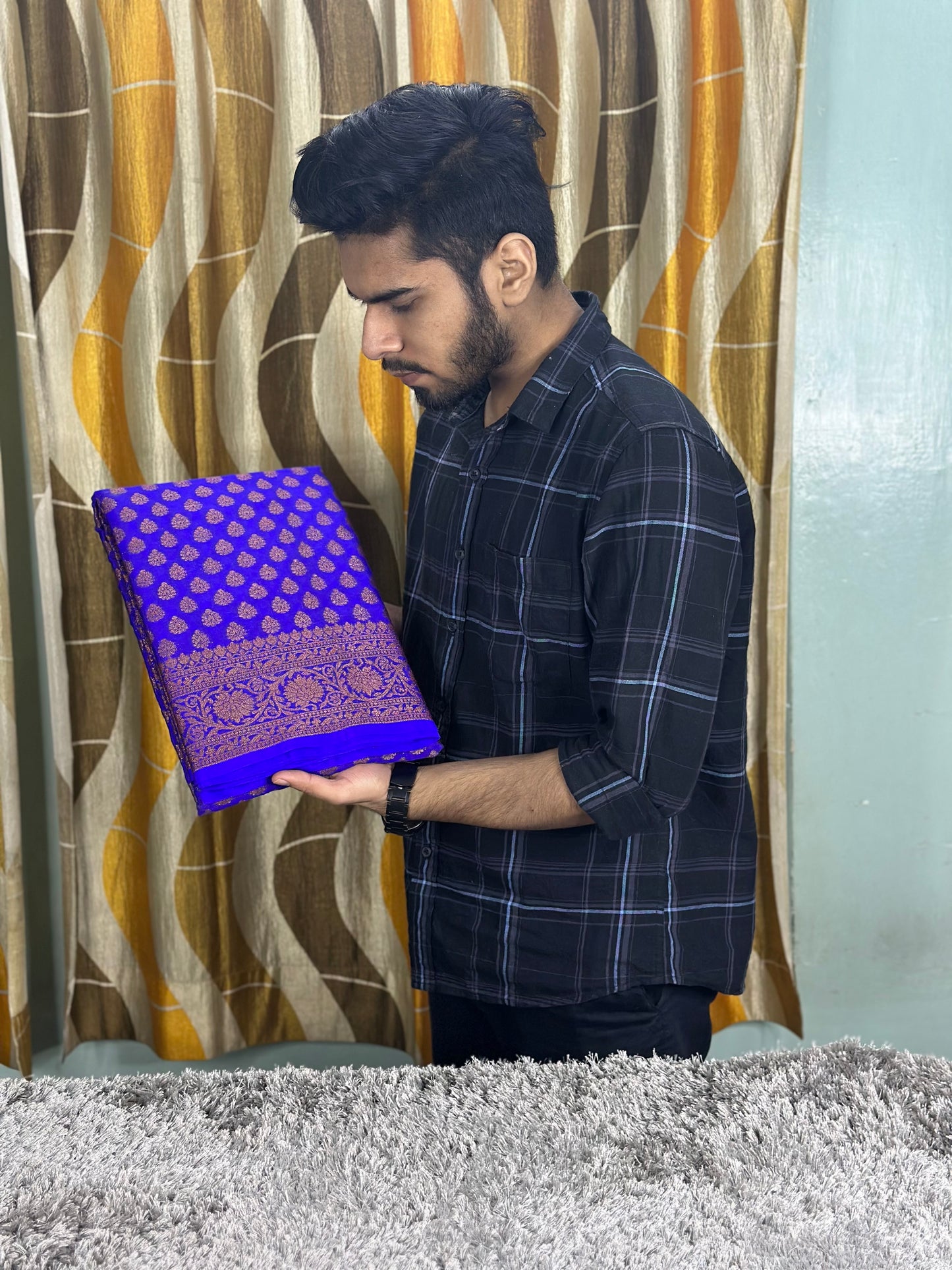 Exclusive Banarasi Khaddi Buti Weave Georgette Silk Saree