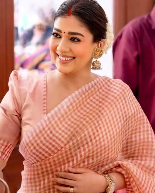 Nayanthara Mam Inspired Premium Soft Cotton Silk Banarasi Saree
