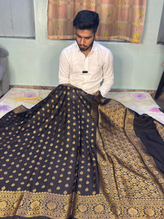 Exclusive Black Bridal Soft Kaath Bandh Weave Warm Silk Banarasi Saree