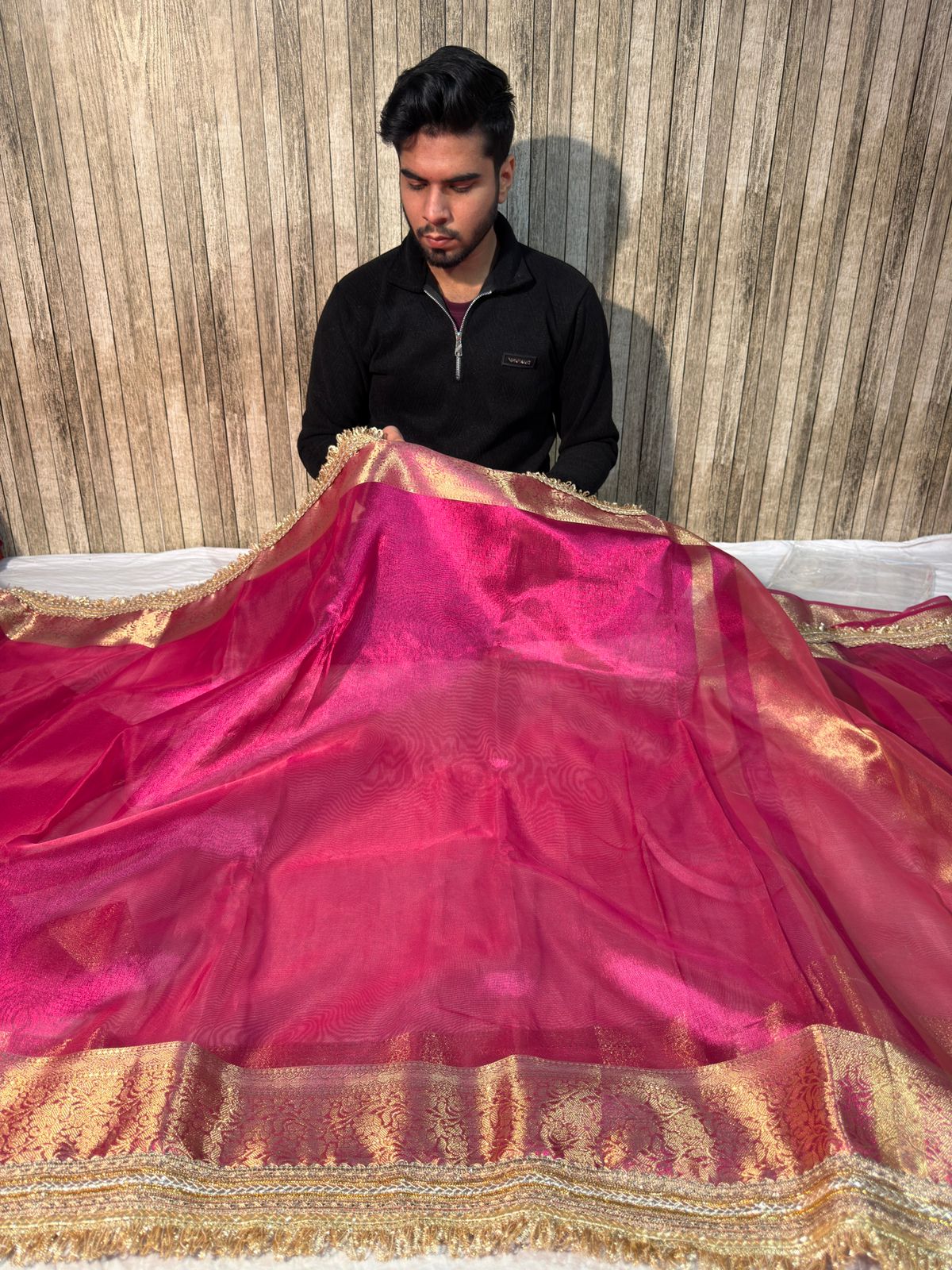 Metallic Rani Pink Premium Tissue Silk Lace Work Banarasi Saree