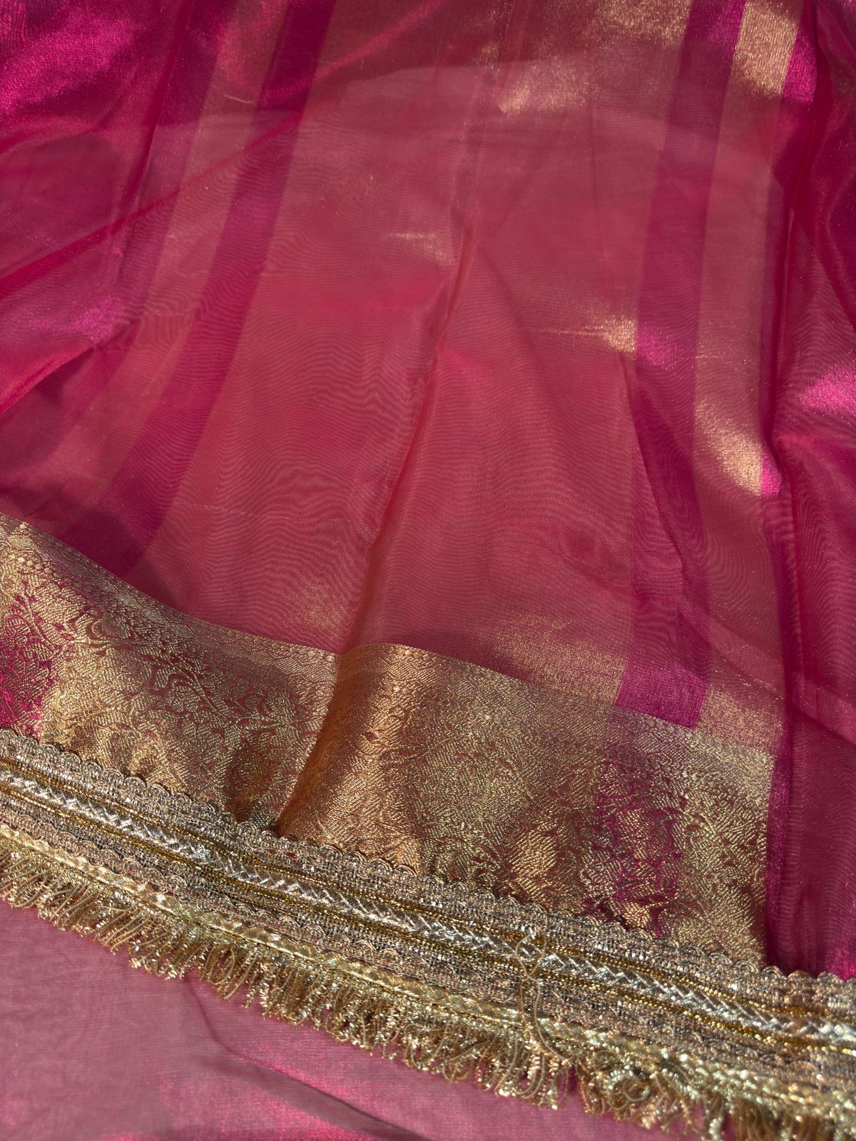 Metallic Rani Pink Premium Tissue Silk Lace Work Banarasi Saree