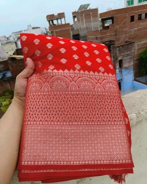 Beautiful Red Bridal Khaddi Buti Warm Silk Banarasi Saree