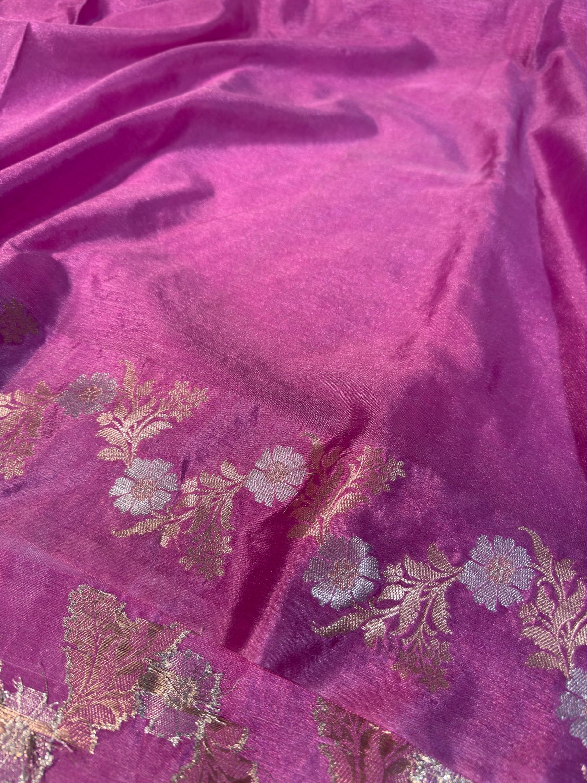 Lavendar Meenakari Premium Chiniya Silk Banarasi Saree