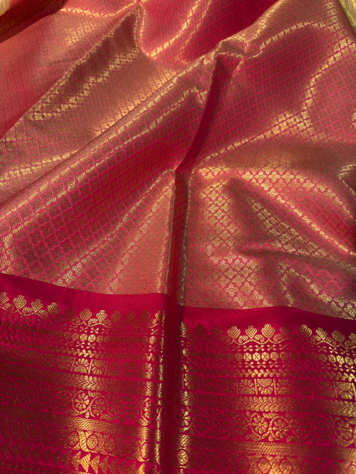 Cream with Pink Premium Kanjivaram Brocade Tissue Silk Banarasi Saree
