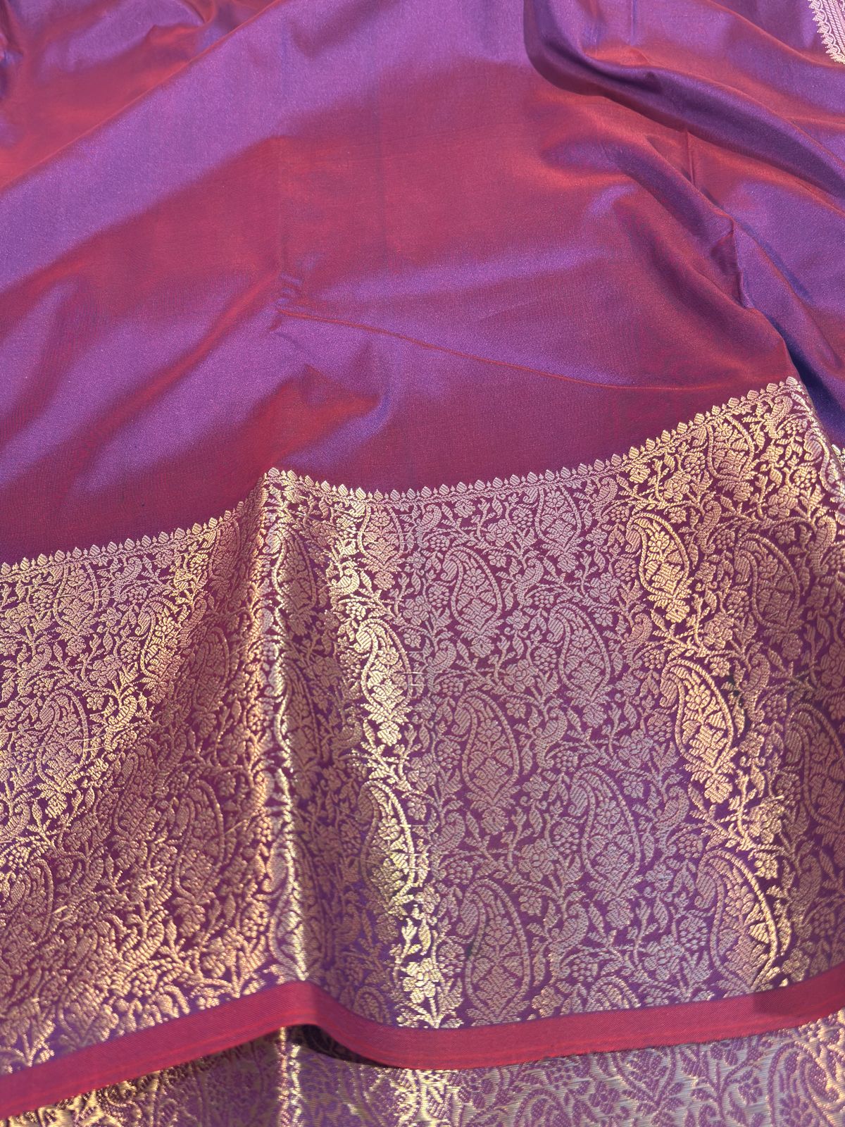 Magenta Chiniya Katan Silk Banarasi Saree
