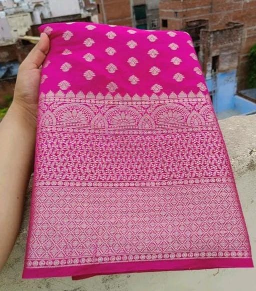 Beautiful Rani Pink Bridal Khaddi Buti Warm Silk Banarasi Saree