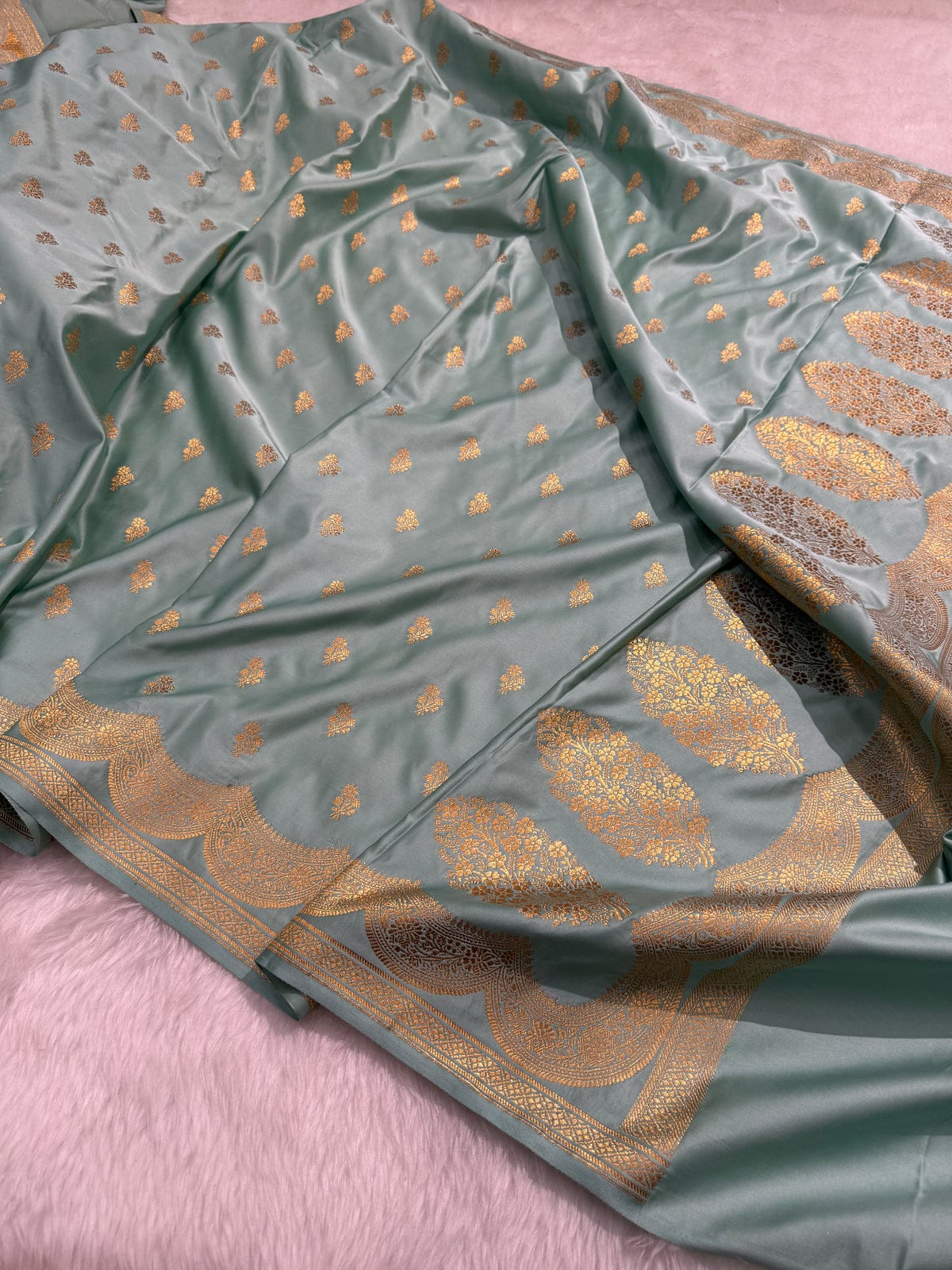 Pastel Seagreen Premium Mashru Katan Silk Banarasi Saree
