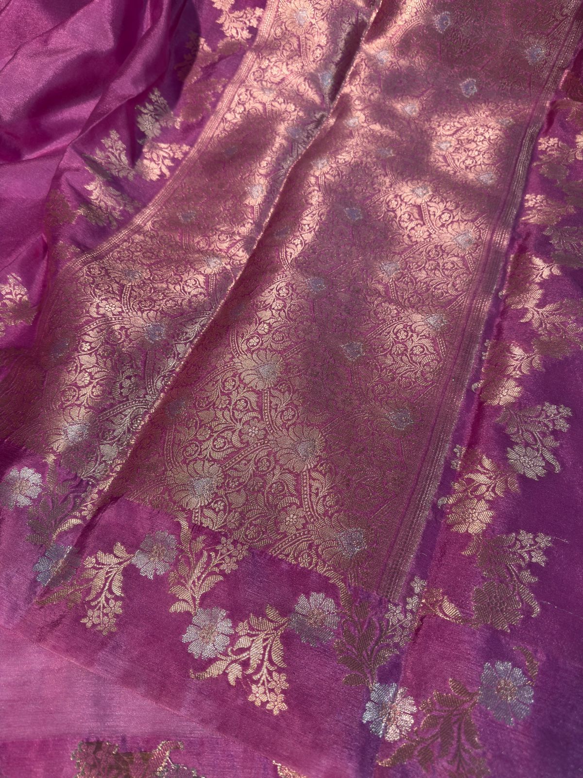 Lavendar Meenakari Premium Chiniya Silk Banarasi Saree