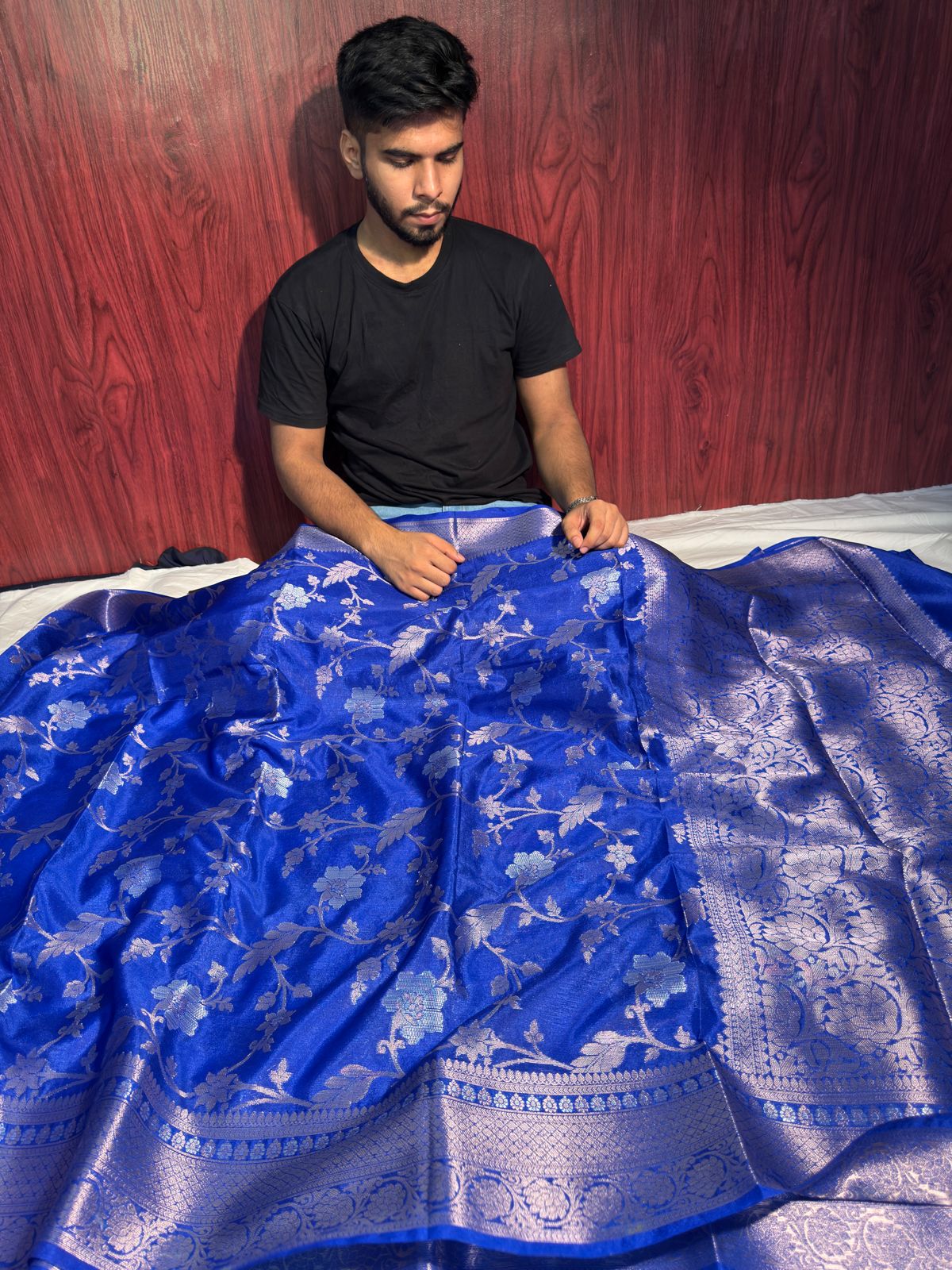 Royal Blue Chiniya Silk Saree with Premium Floral Jaal Weave