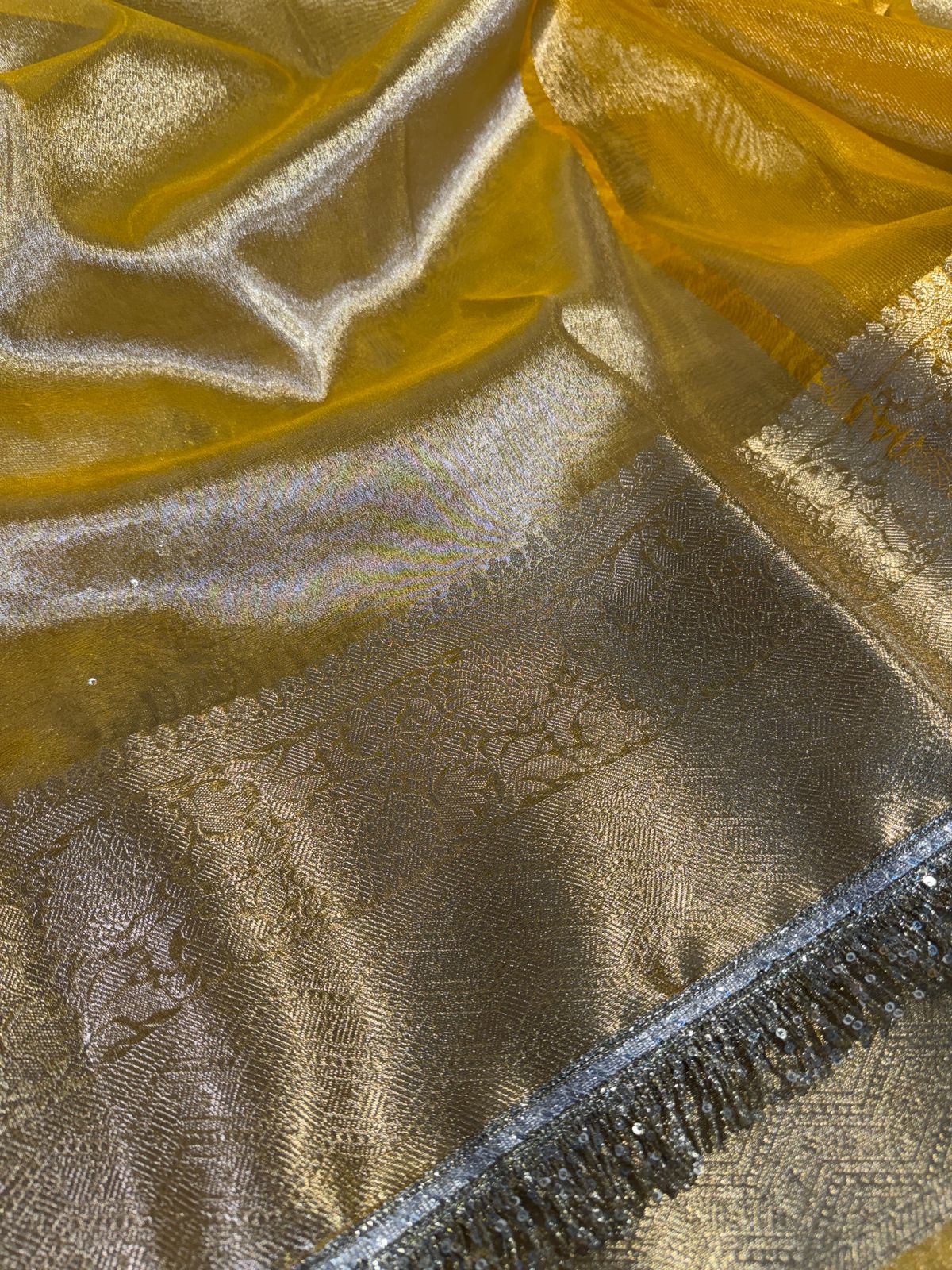 Jahnvi Kapoor Inspired Metallic Gold Tissue Silk Banarasi Saree with Premium Lace Work